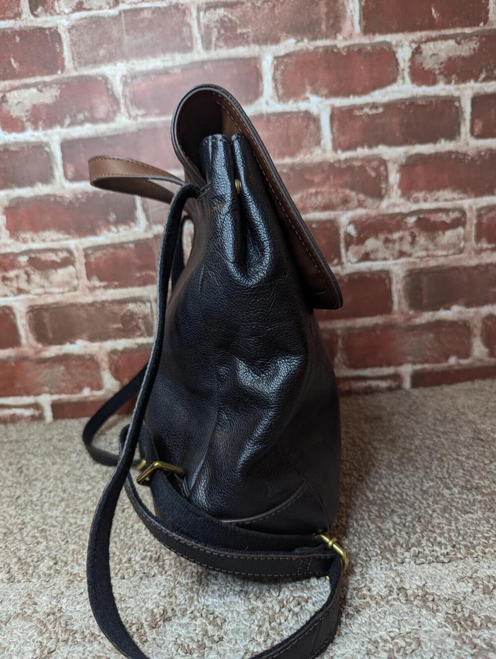 Fossil Claire Black Backpack Purse - Pebbled Leather - Flap - Meduim - Picture 8 of 9